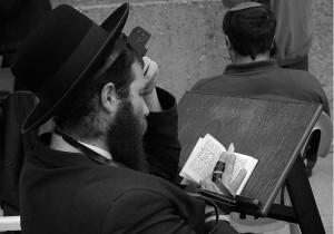 pellizzaro_ebreo ortodosso in preghiera