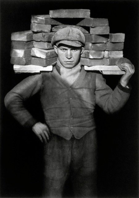 AUGUST SANDER Bricklayer 1928
